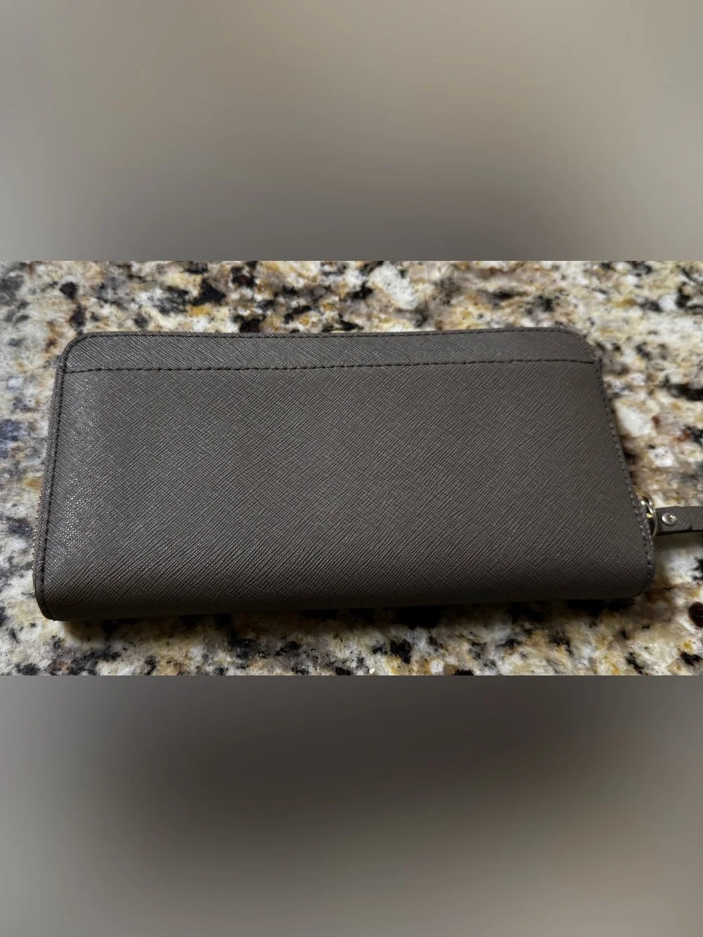 Kate Spade New York Mushroom Gray Saffiano Leather Zip Around Continental Wallet